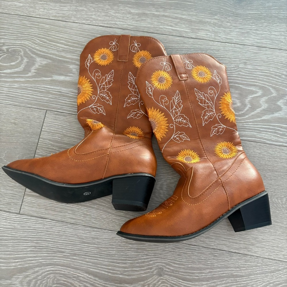 NEW Womens Brown Sunflower Embroidery Faux Leather Cowgirl Western Boots Size 37 - Picture 4 of 16